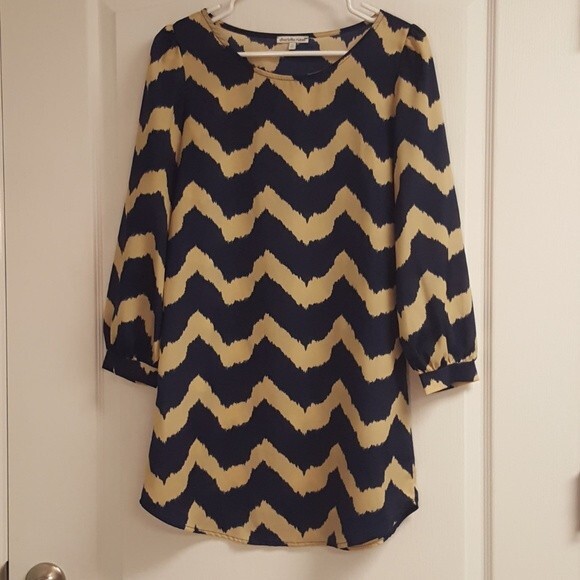 Charlotte Russe Navy Blue Tan Chevron Shift Tunic Dress - Picture 1 of 4